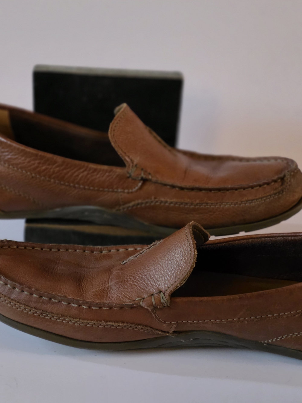 Classic Clarks Brown Leather Slip-On Moccasin Loafers for Men